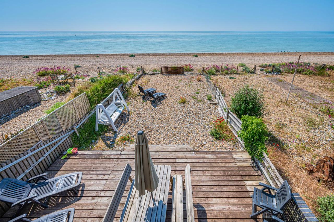 Pebble Paradise Beachfront Family Getaway 佩文西 外观 照片